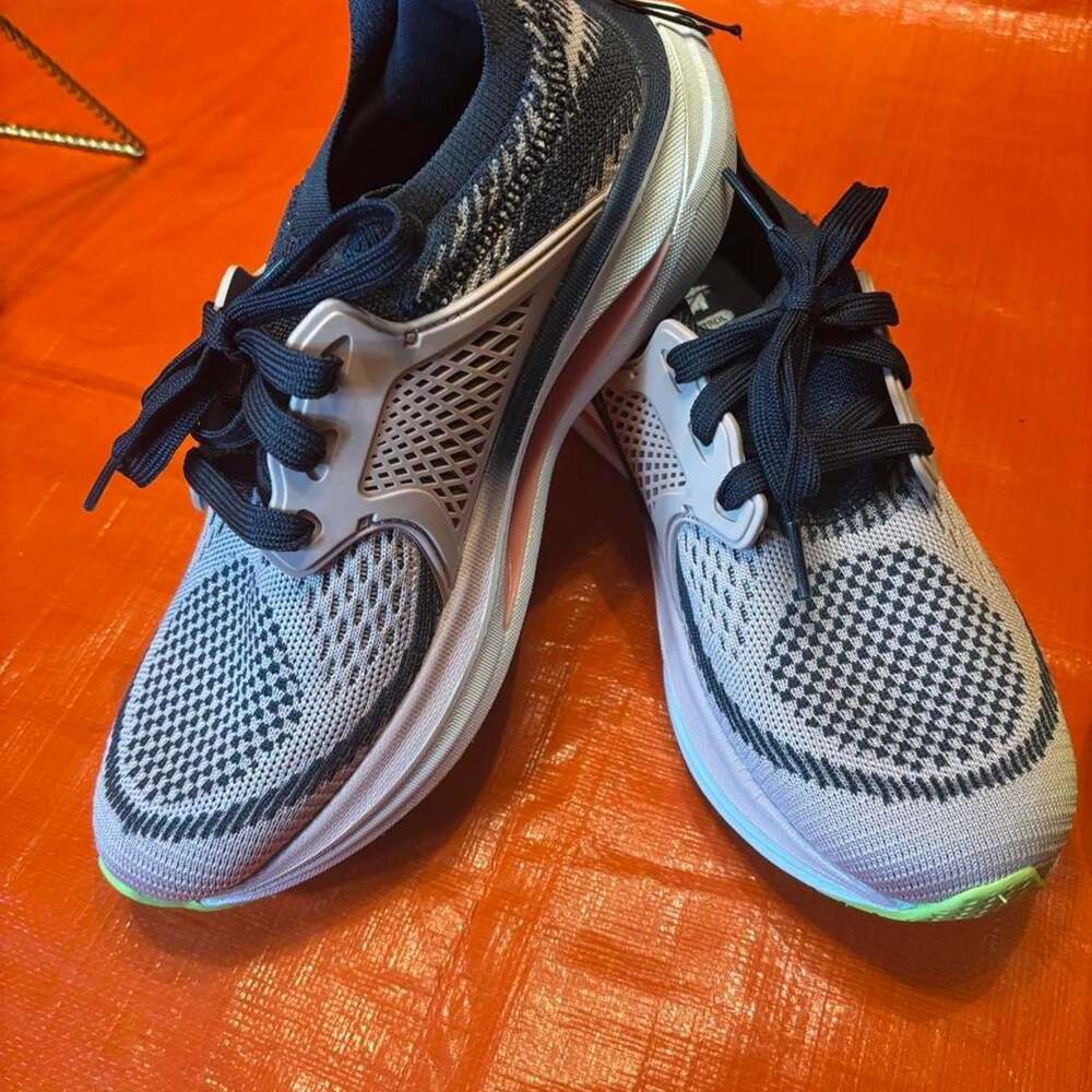 Avia Athletic Running Shoes Gray Black Checkered Size 8.5